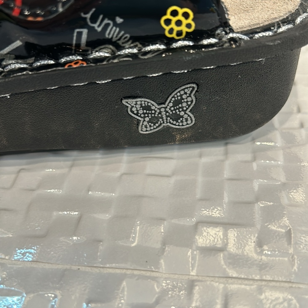 Algeria NEVER WORN!! Peace and Love Mules Size 36 - Picture 8 of 8